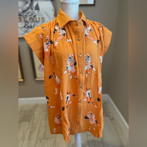 QUEEN OF SPARKLES Dresses & Skirts - New! QUEEN OF SPARKLES Oversized Orange & White Sequin Football Gauze Dress